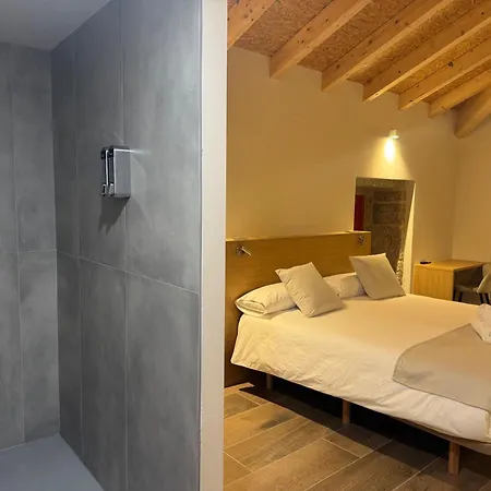 Otel Recanto Do Avia 2*
