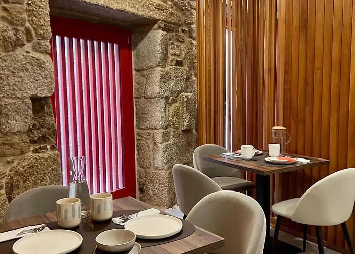 מלון Recanto Do Avia 2*