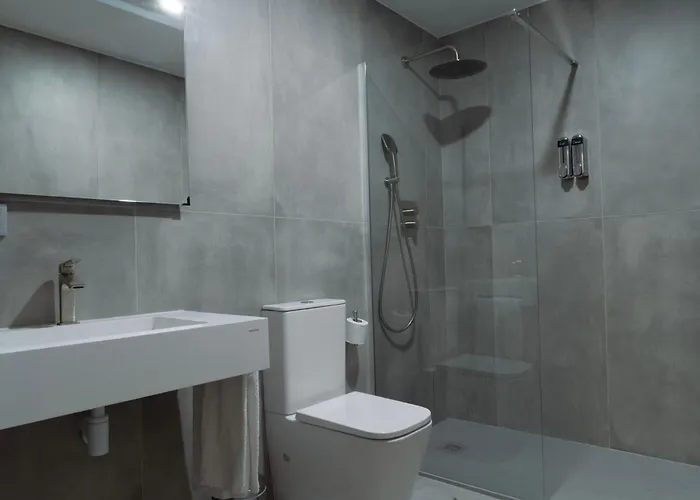 Hotel Recanto Do Avia 2*